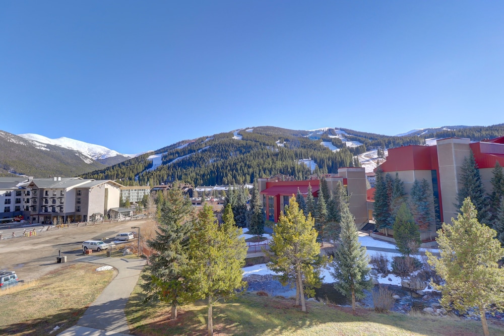 SkyRun Copper Mountain Resort Vacation Lodging