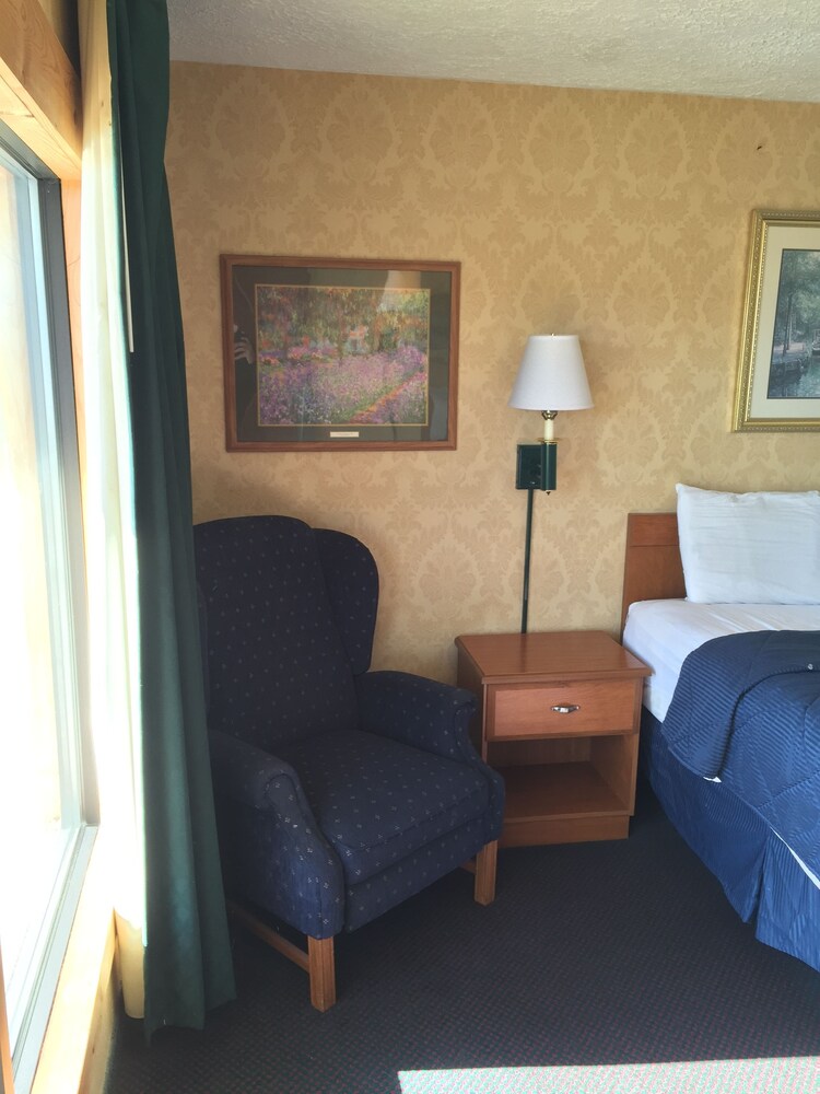 Town and Country Motel