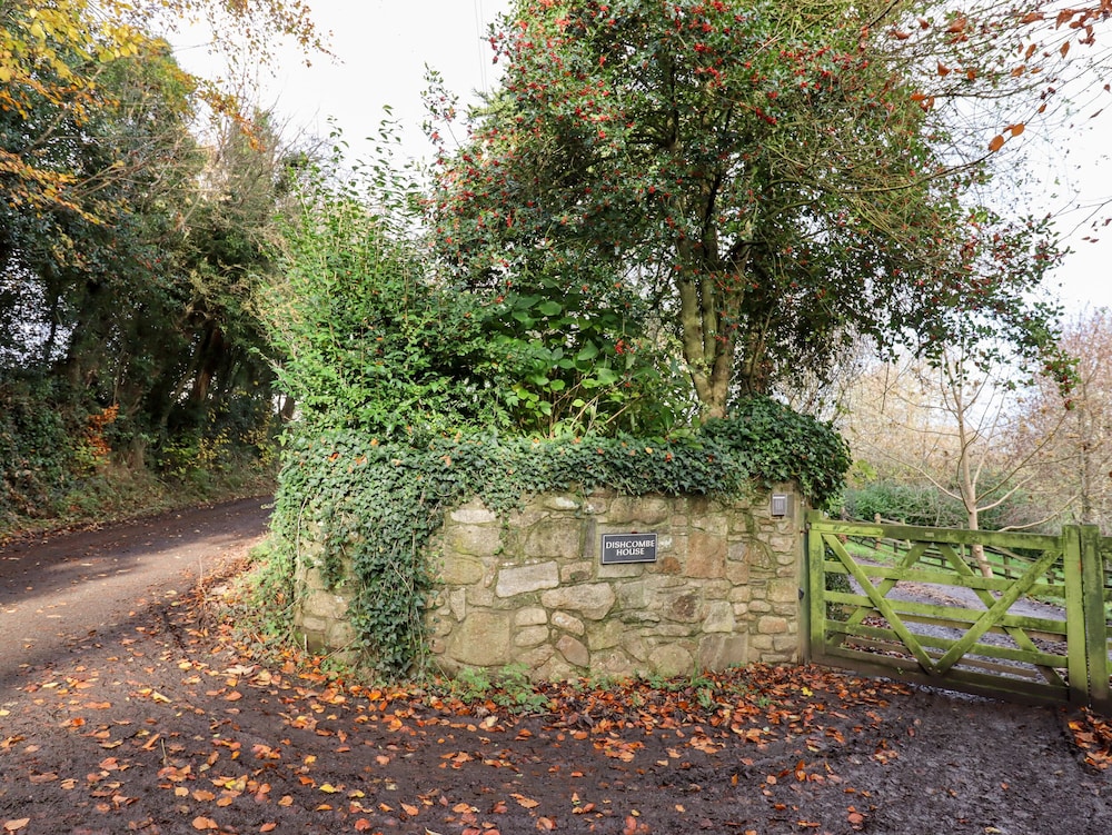 Dishcombe Cottage