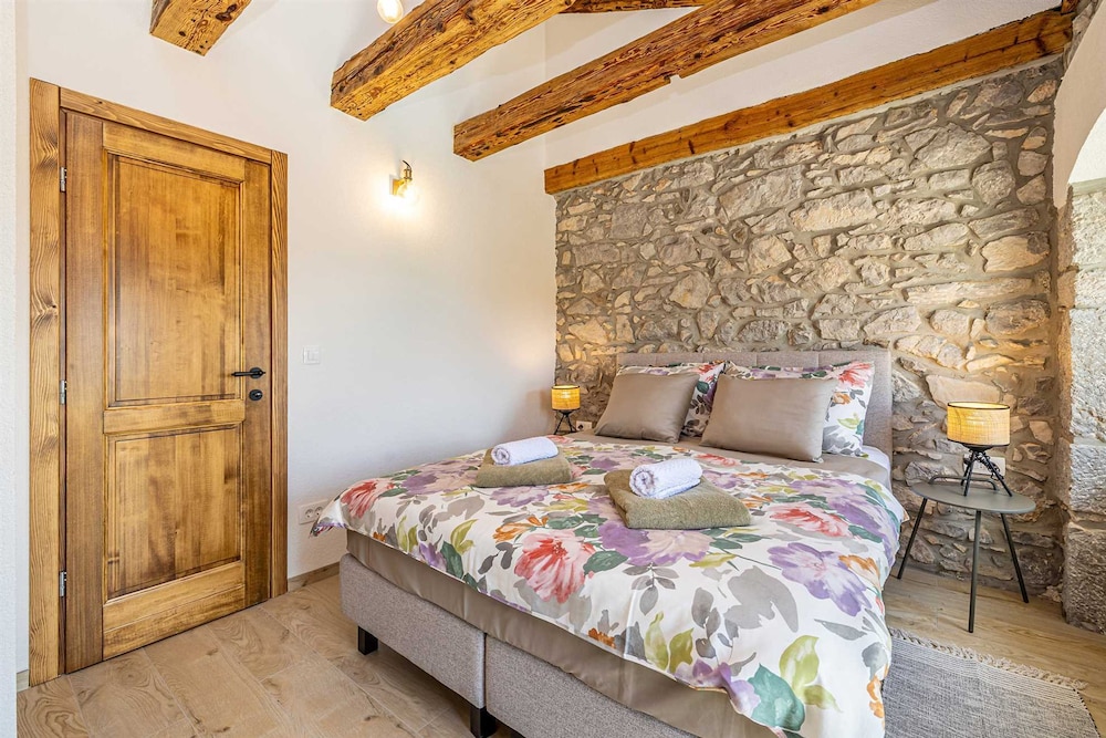 Holiday House Rural Home Frane
