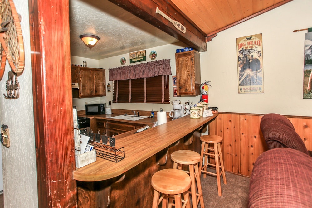 Black Bear Lodge