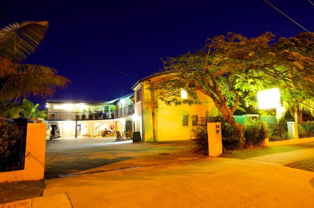 Caloundra Backpackers - Hostel - Image 1