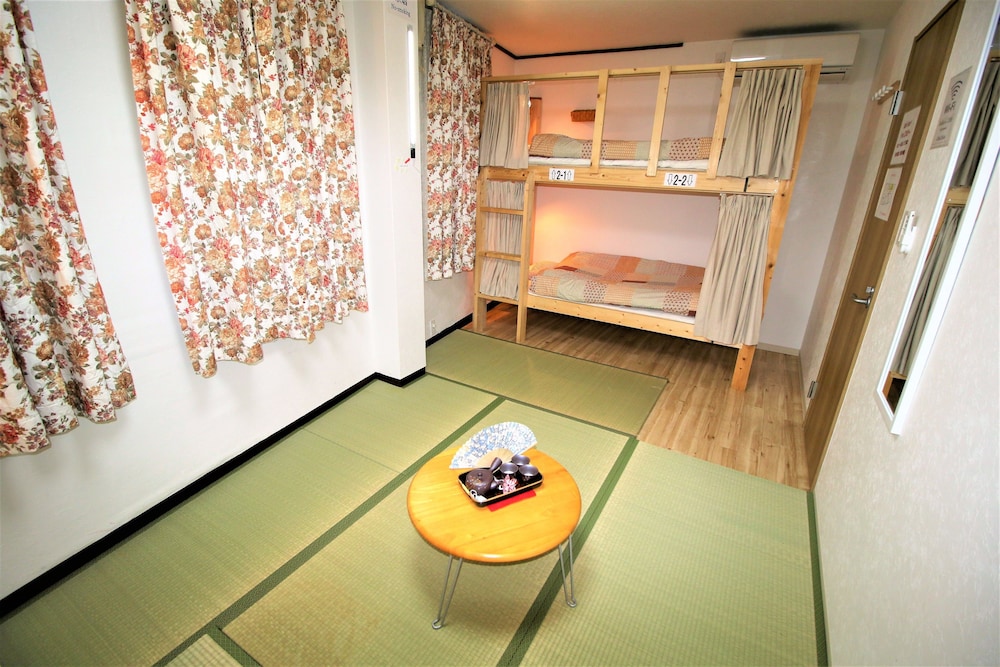 Banana Hammock - Hostel