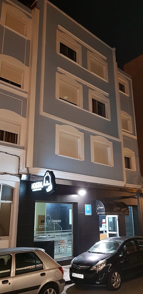 Hostal La Campana