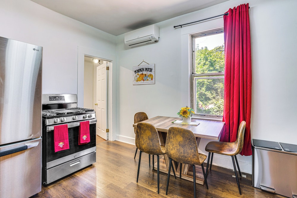 Walkable Location: Pet-friendly Apartment in Lodi!