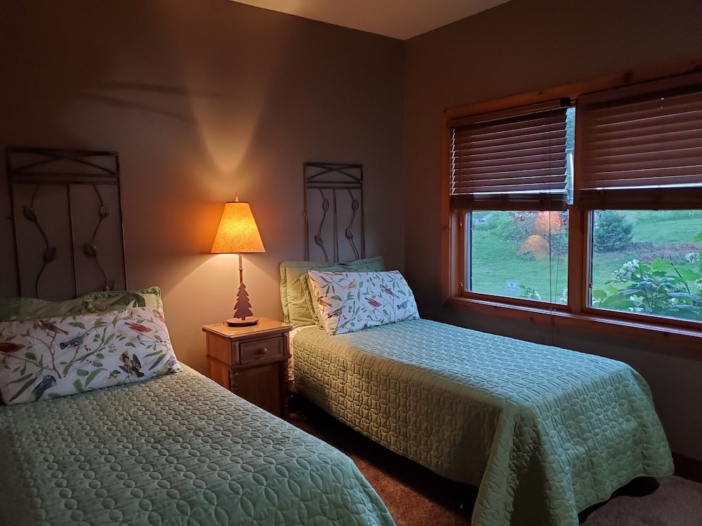 Lawrence Vacations - Circle S Ranch - Property Image 43