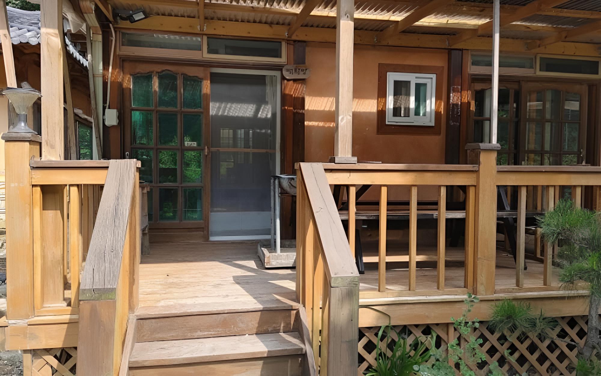 Yangsan Dainchon Pension view 4