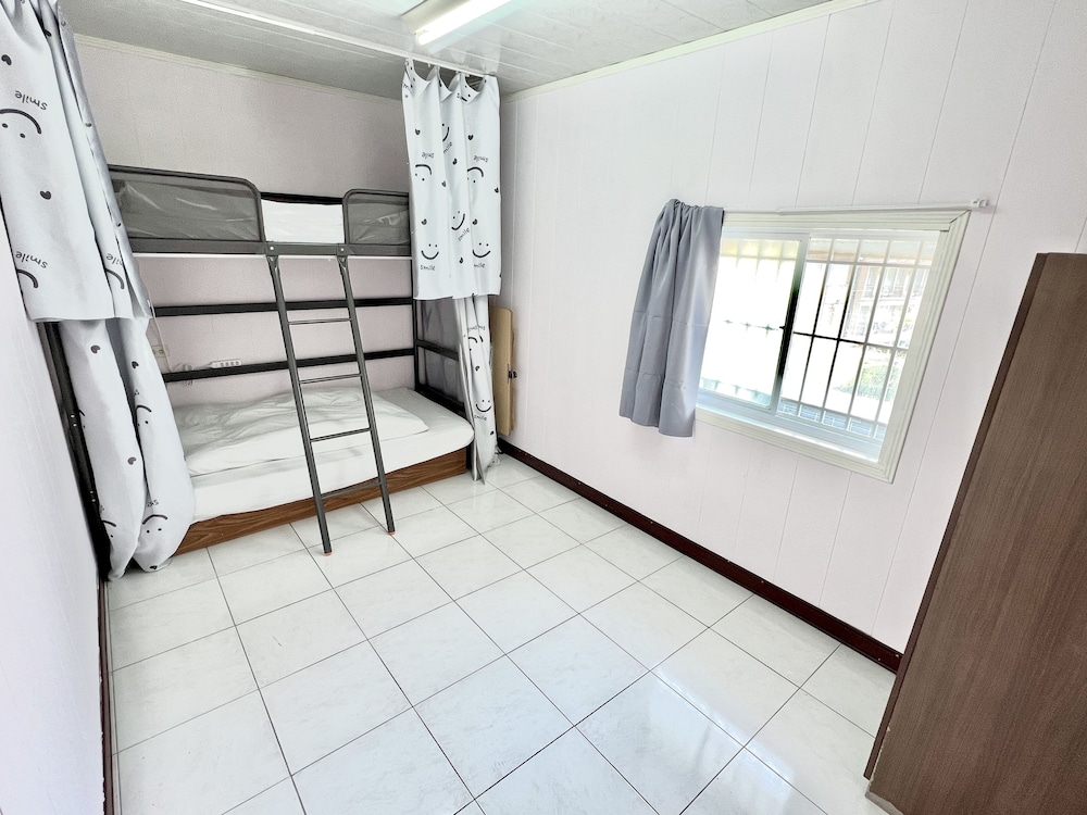 返璞歸真KO hostel 墾丁背包客棧