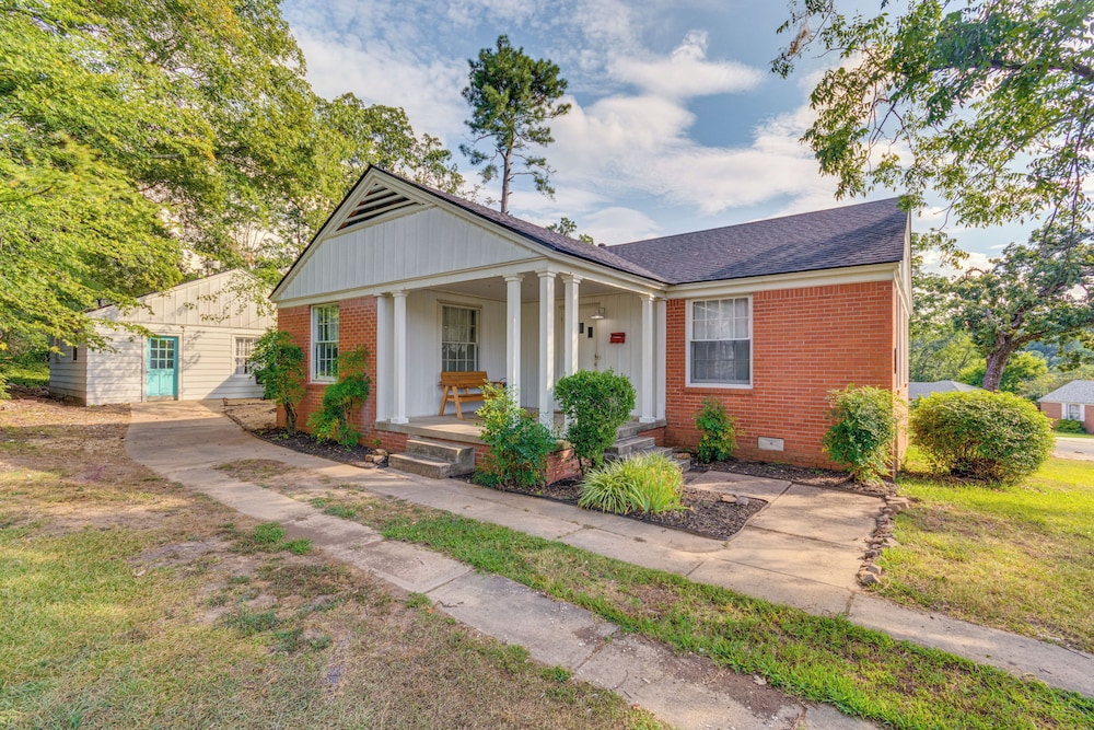 Little Rock Gem: Patio, 7 Mi to Dtwn