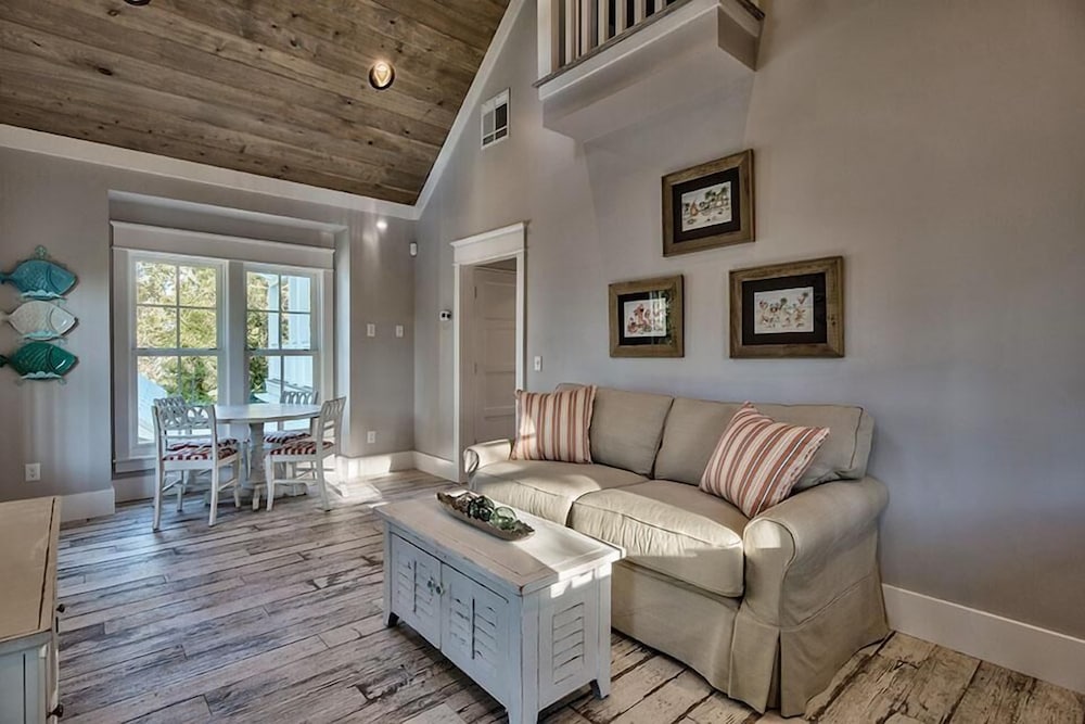 WaterColor Reunions 7 Bedroom Holiday Home by Five Star Properties