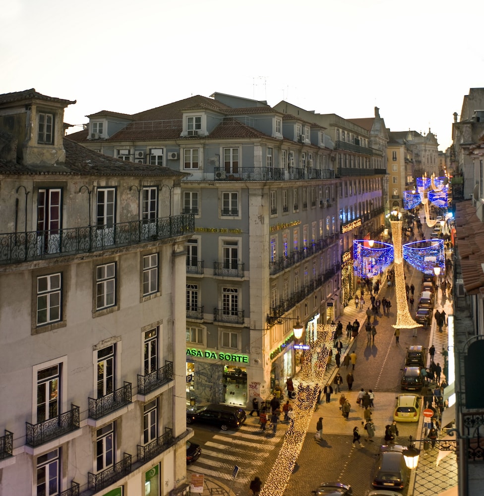 Chiado Apartments