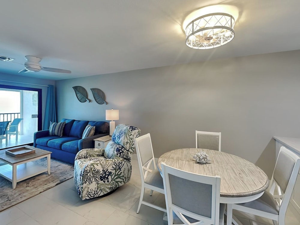 Seaside 5 by Distinctive Beach Rentals