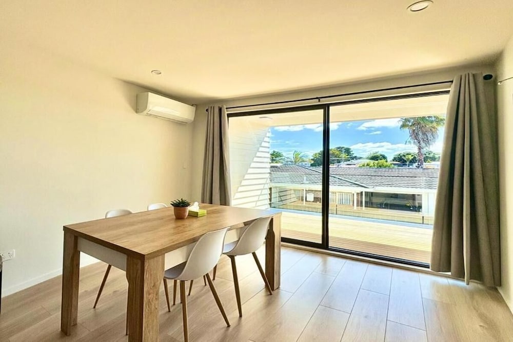 Luxury Living in a New Terrace House