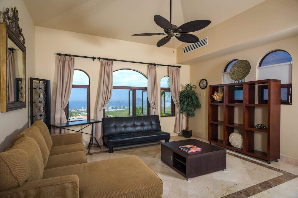 Casa Entre Suenos in Cabo San Lucas