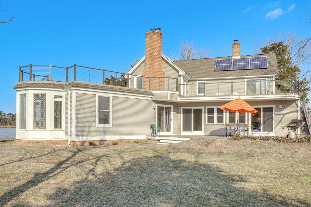 Riverfront Gem w/ Fire Pit in Eden