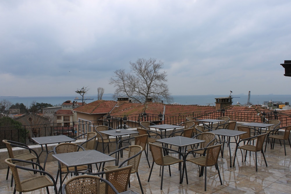 Hotel Sultan Hill becomes Sultan Hill Otel. - Image 32