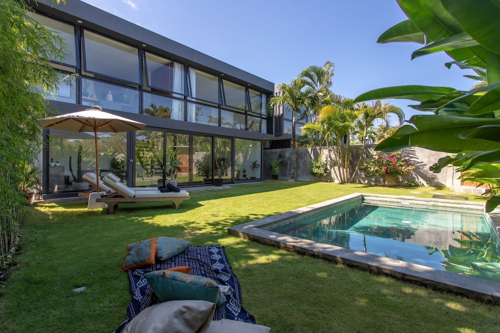 Villa Kia-ora by Alfred in Bali - Stylish Design 2BR Pool Villa Near Bingin Beach Share Saved