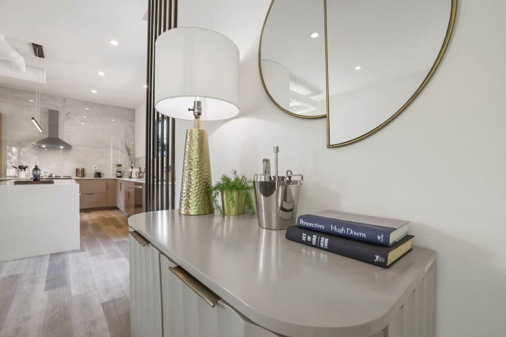 Stylish Getaway -columbus-3 Bedroom Masterpiece