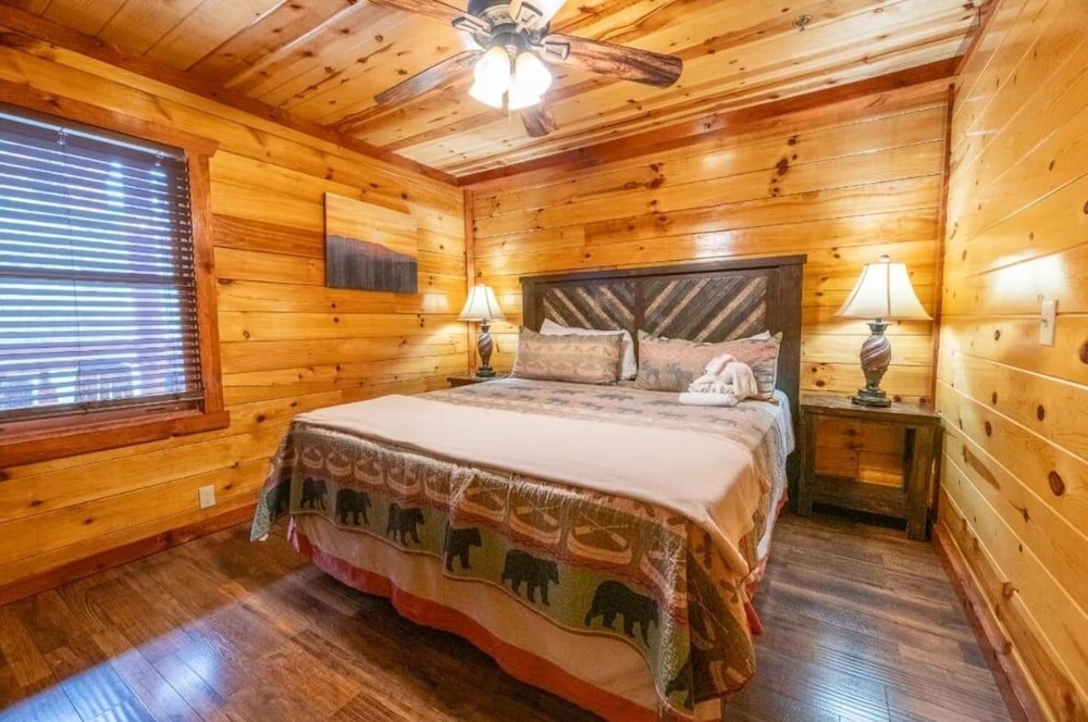 The Only Tenisee 4 Bedroom Cabin