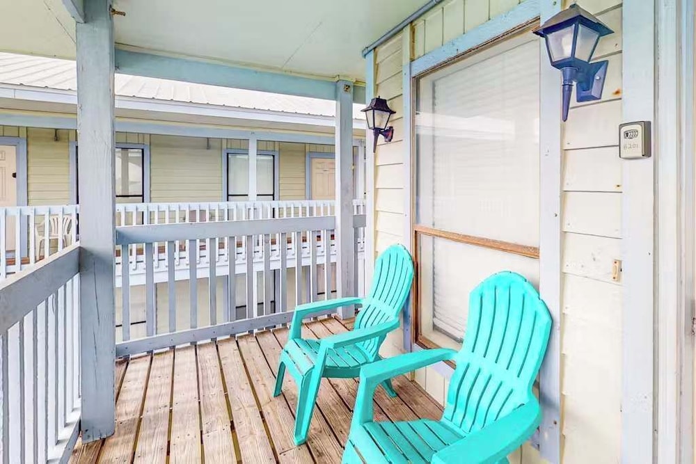 Leo s Place - 2 Bed With Pool Beaches Dining