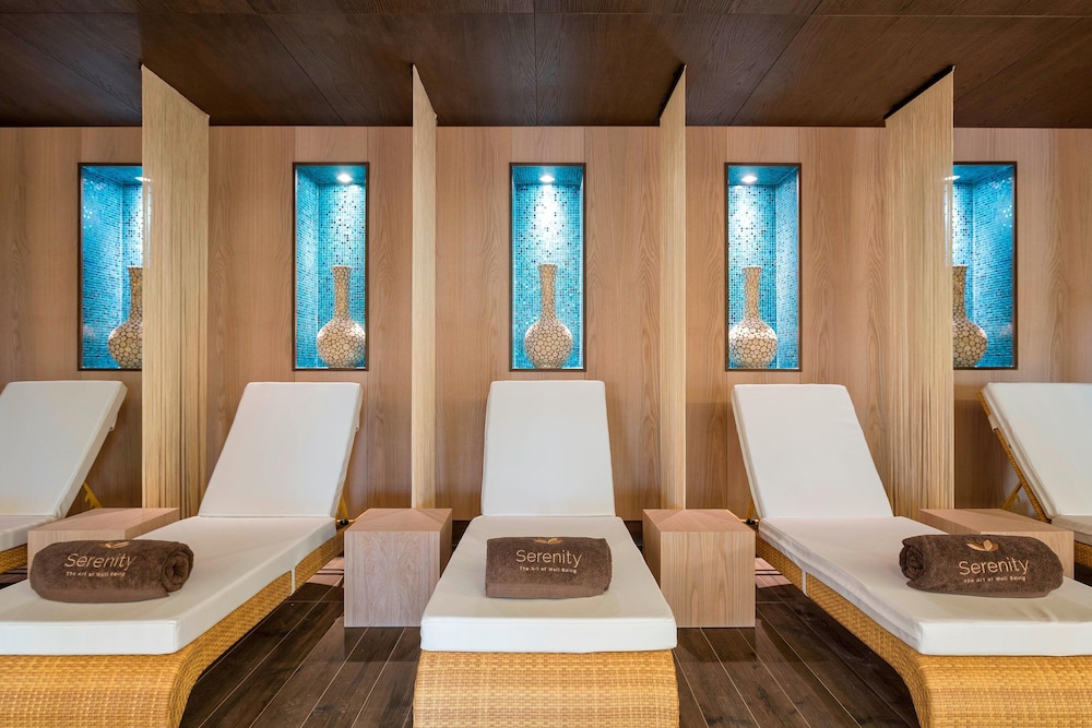Pine Cliffs Ocean Suites, a Luxury Collection Resort & Spa