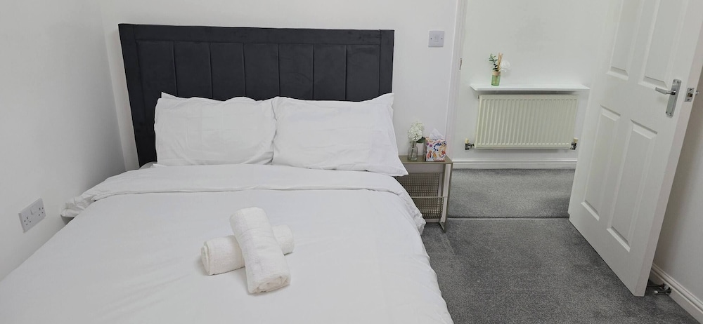 Stylish 2-bed Apartment in Newport, Perfect for a Relaxing Getaway