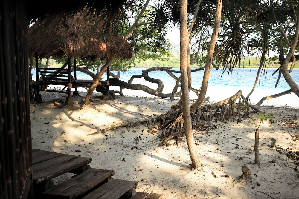 NIKKI Peucang Resort