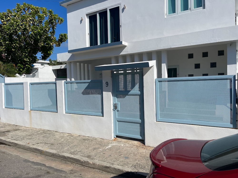 Otium Vacation Rental With Pool Steps From The Beach Parking Pet Friendly