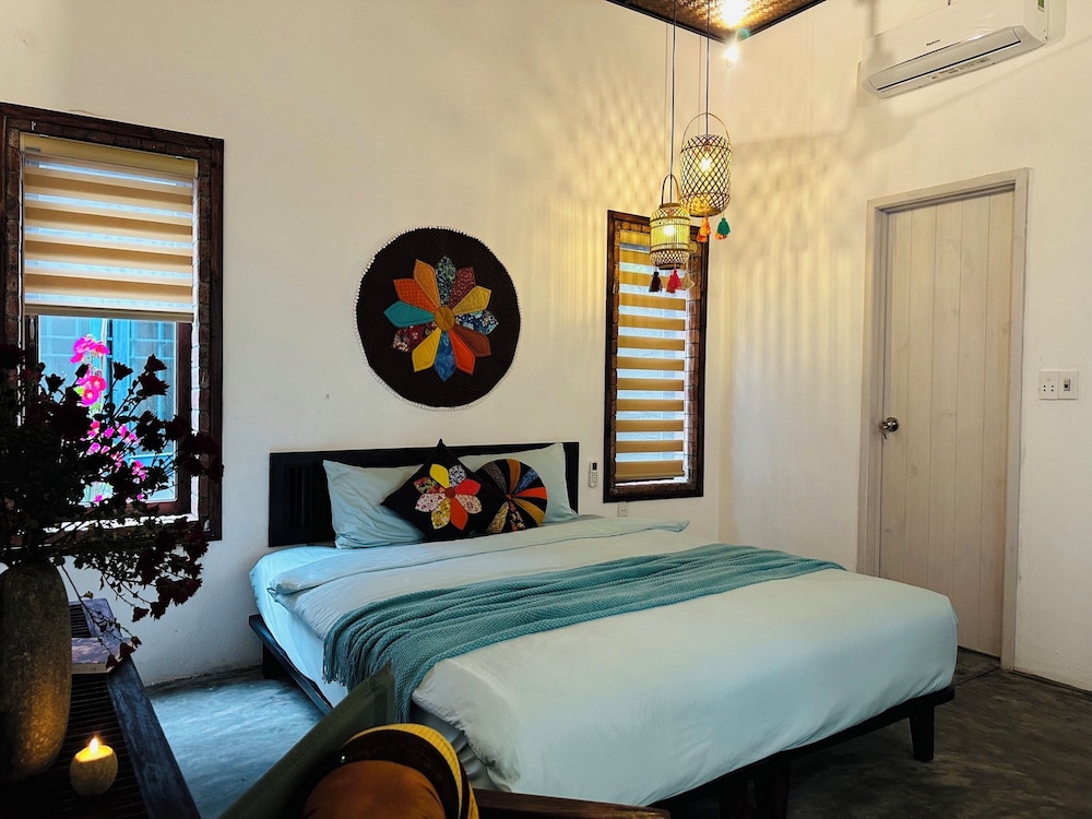 An Bang Beachside Boutique Homes & Villas