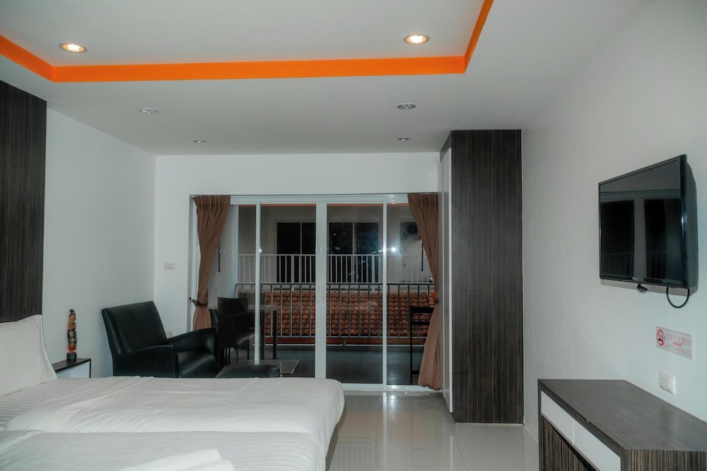 New Nordic Suite 3 by Apartwell view 5