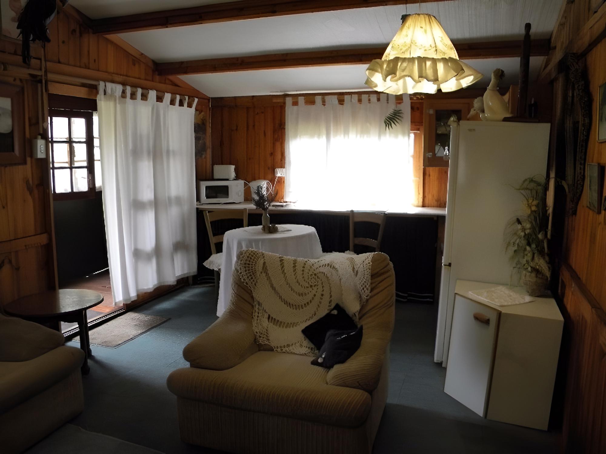 Jean Lee Bed & Breakfast