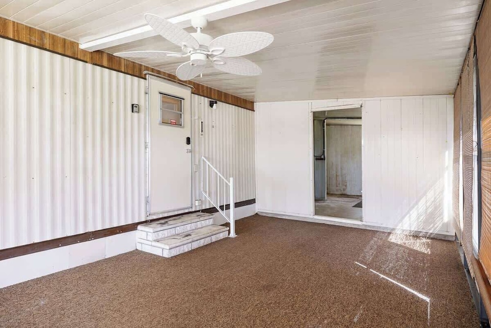 3 Bedroom, Comfy Home Dade City, Gated Community
