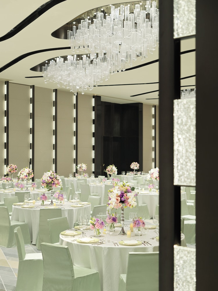 Mandarin Oriental, Shenzhen 103