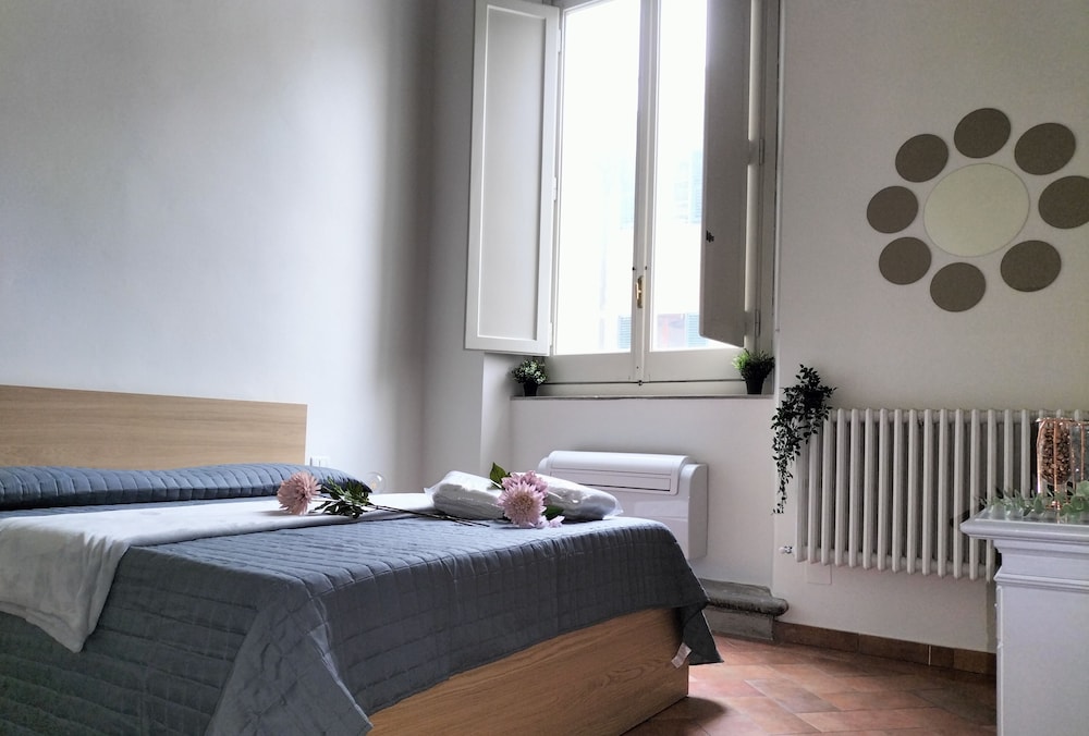 Apartment in Pistoia Elegant view 2