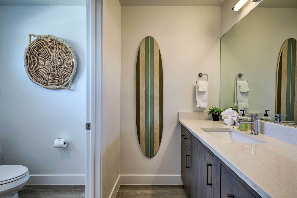 Stylish St George Retreat: 5 Mi to Downtown! view 2