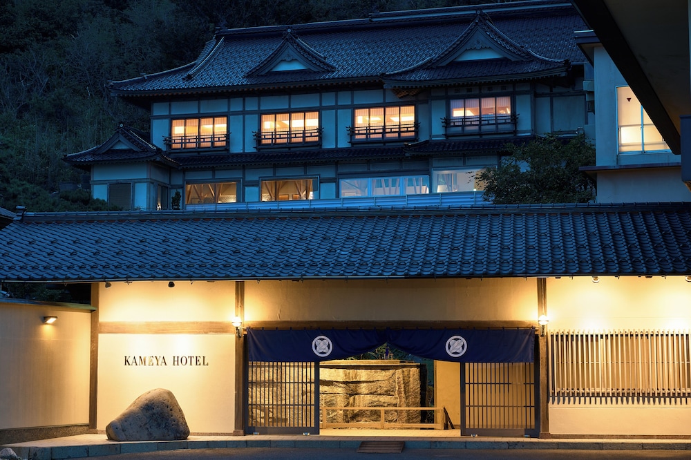 KAMEYA HOTEL