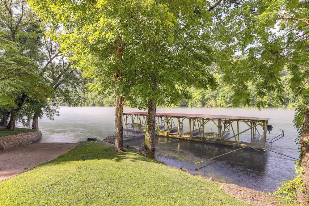 Steps to White River: Cabin Retreat w/ Dock Access