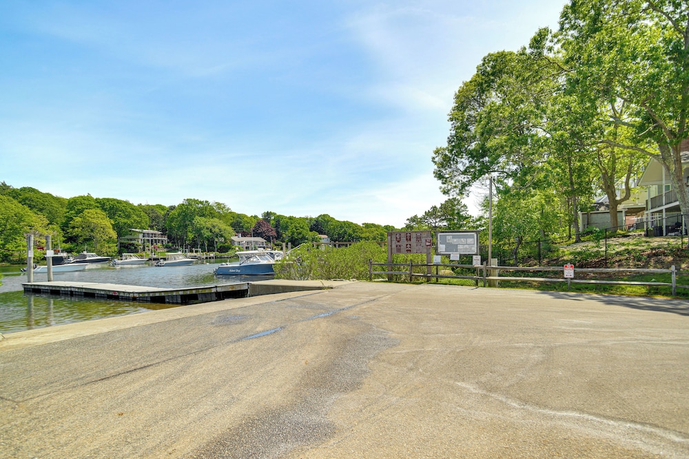 Private Beach & Fire Pit: Cape Cod Retreat!