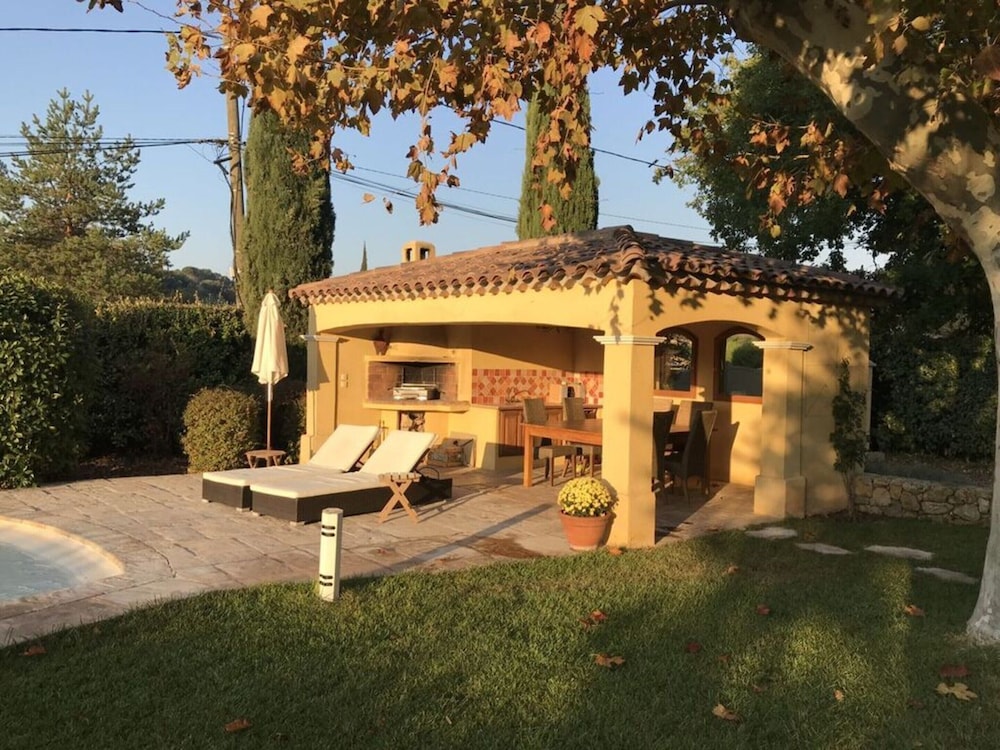 Villa La Bastide Comfortable Vacation Home
