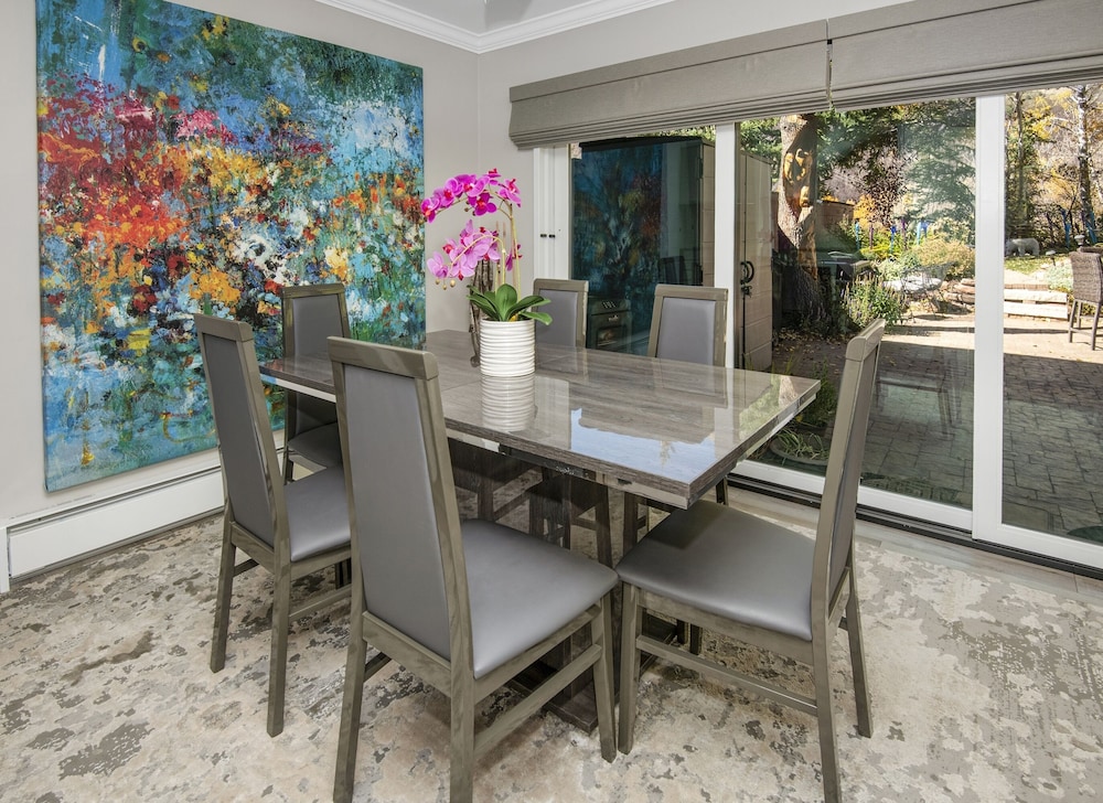 Capstone 5 4 Bedroom Townhouse