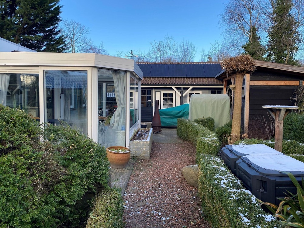 Amazing Holiday Home in Lauwersoog With Sauna