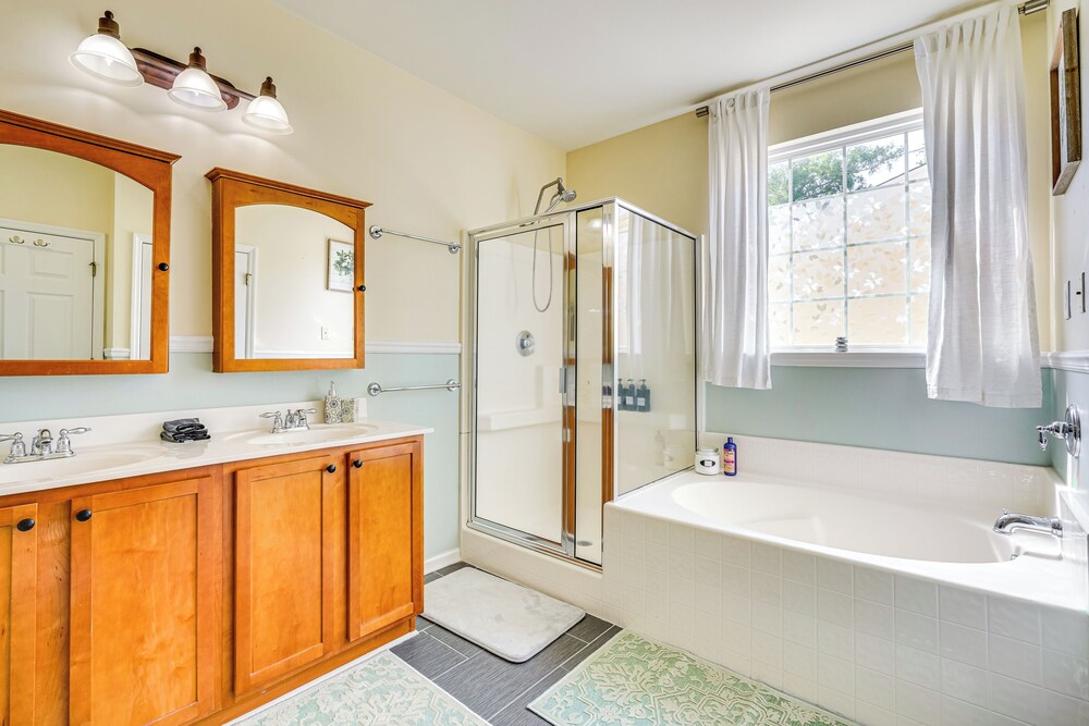 Pool, Porch + Parks: North Charleston Family Home!