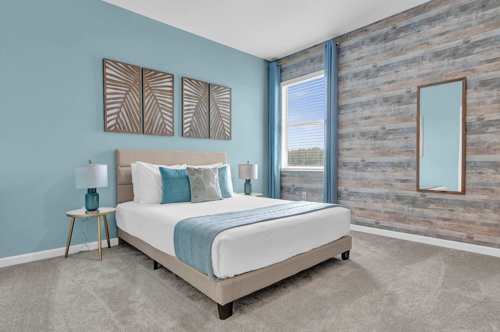 Upstay Epic 15br Mansion for Big Groups Near Parks