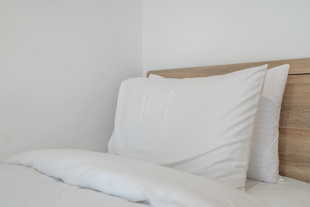 Stylish Minimalist 2-bedroom in Jumeirah Village Circle