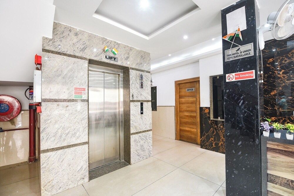 Fabhotel Sun Plaza