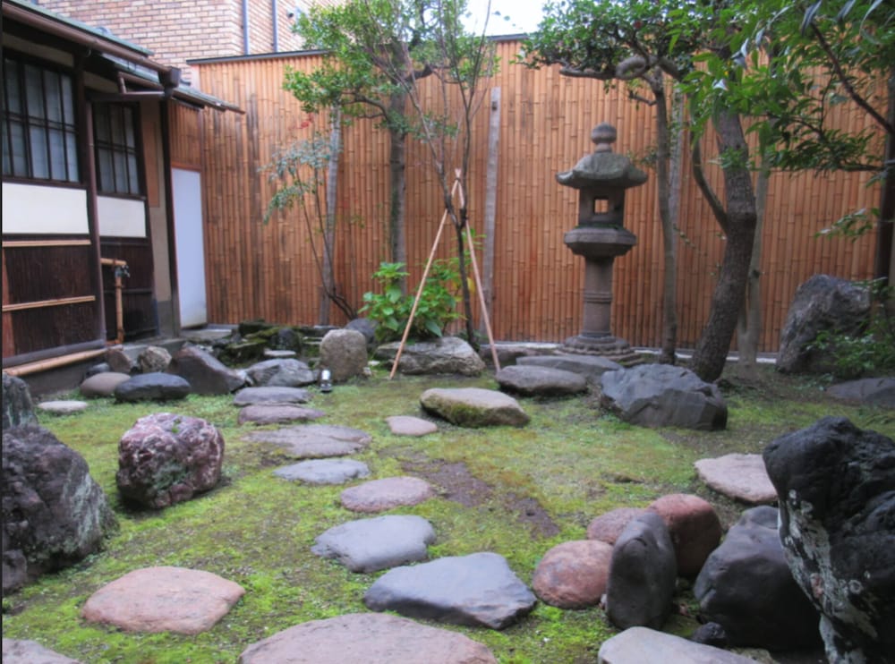 Photo 33