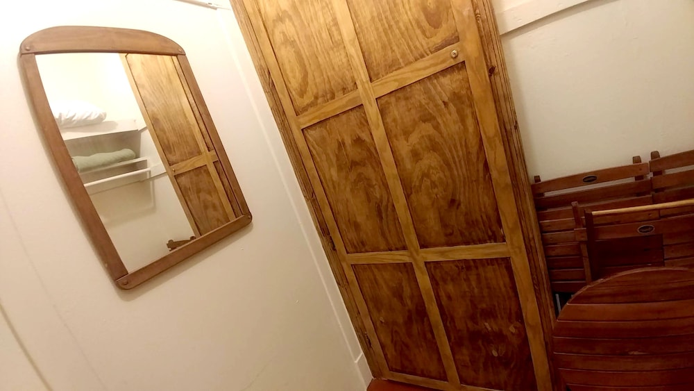 Historic Whiting Hotel Suites - Property Image 15