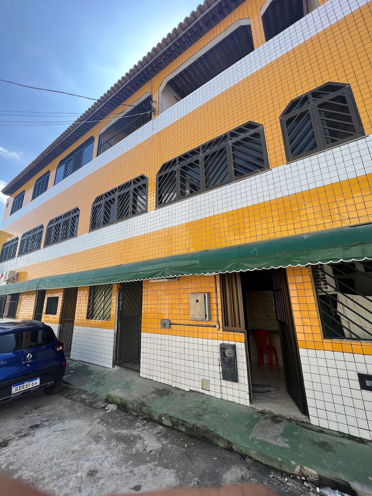 Apartamentos Itapuã Residence - Praia