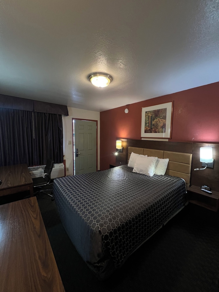 Budget inn