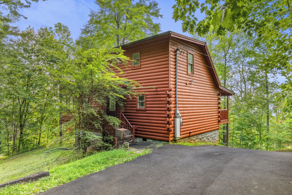 Hotel Tranquil Mountain - Image 1